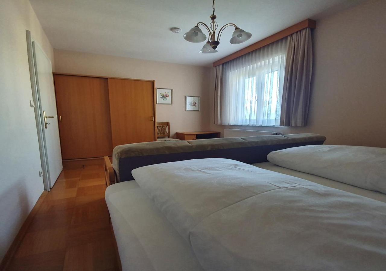 Haus Kraller-Urlaub Mit Seeblick Милщат Екстериор снимка