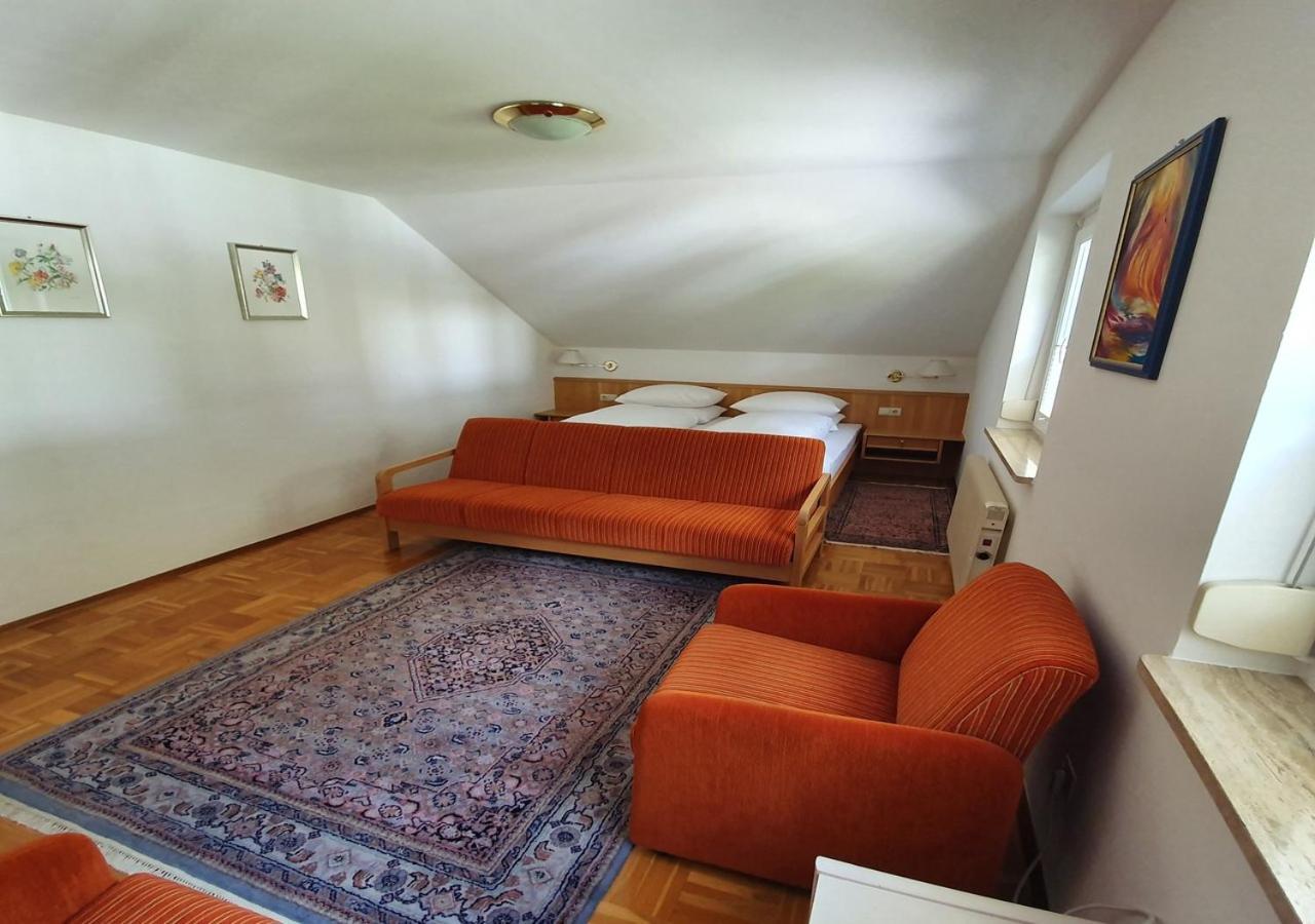 Haus Kraller-Urlaub Mit Seeblick Милщат Екстериор снимка
