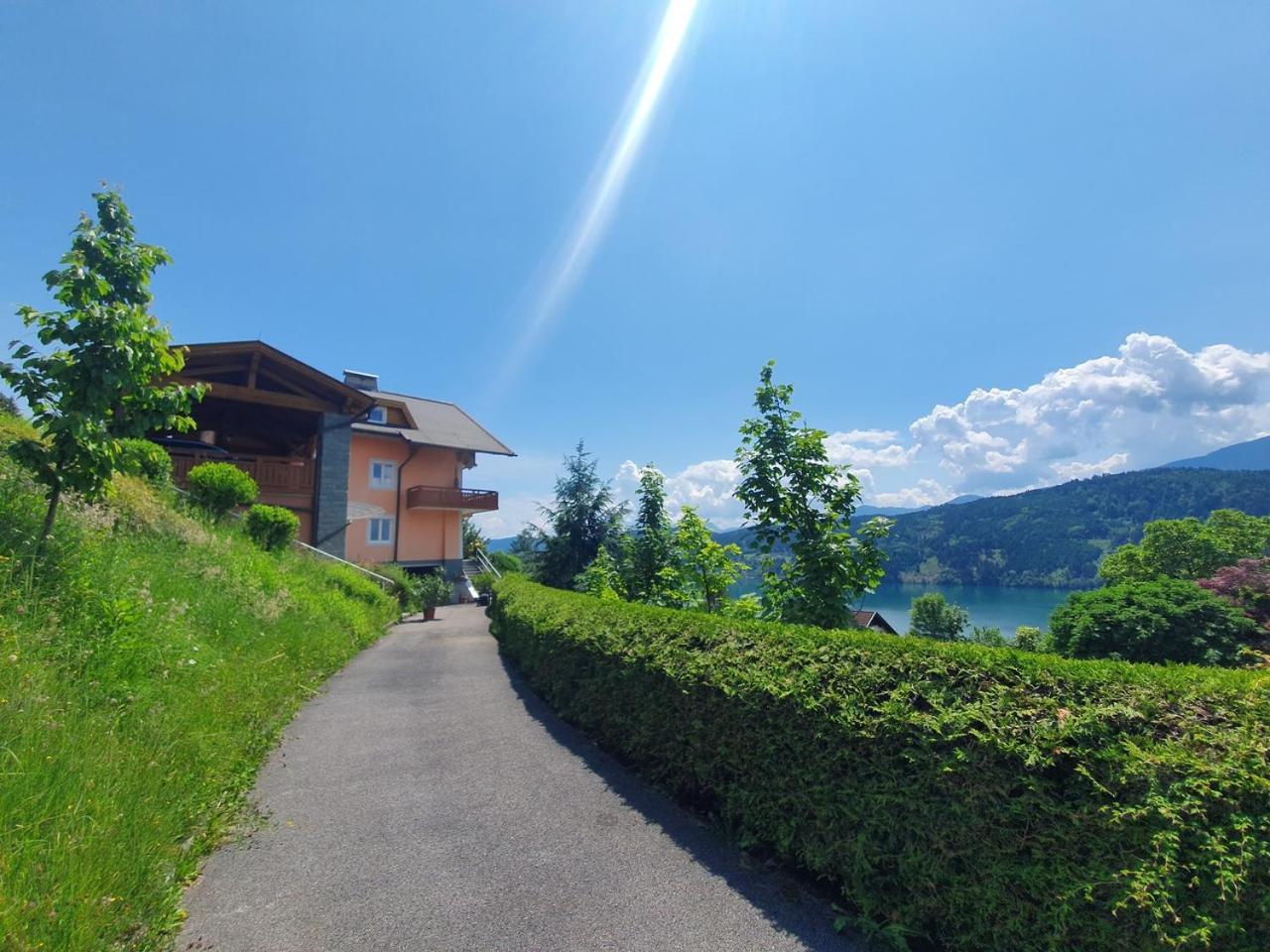 Haus Kraller-Urlaub Mit Seeblick Милщат Екстериор снимка